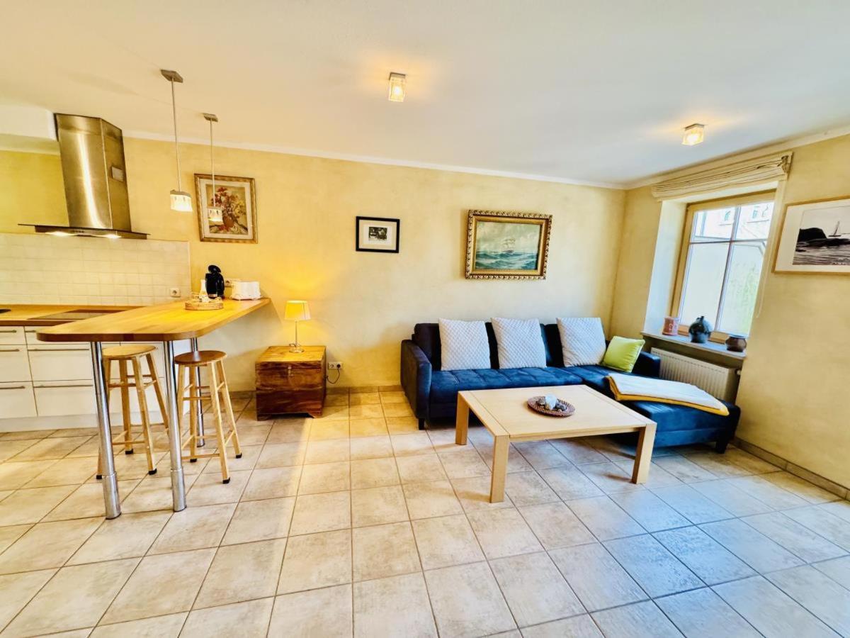 Captains Lounge Ρόστοκ Εξωτερικό φωτογραφία